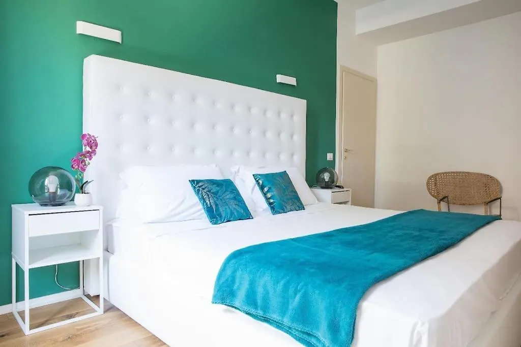 My Trastevere Three Bedroom View Apartment -Top Collection Rome
