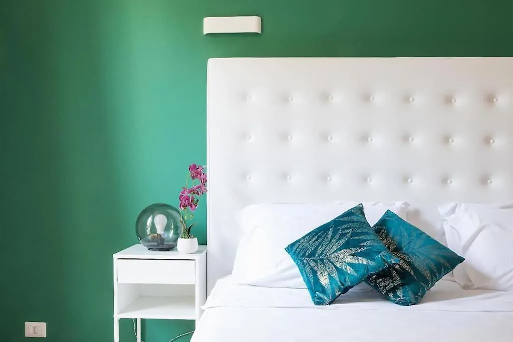 My Trastevere Three Bedroom View Apartment -Top Collection Rome