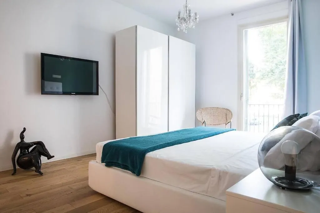 My Trastevere Three Bedroom View Apartment -Top Collection Rome