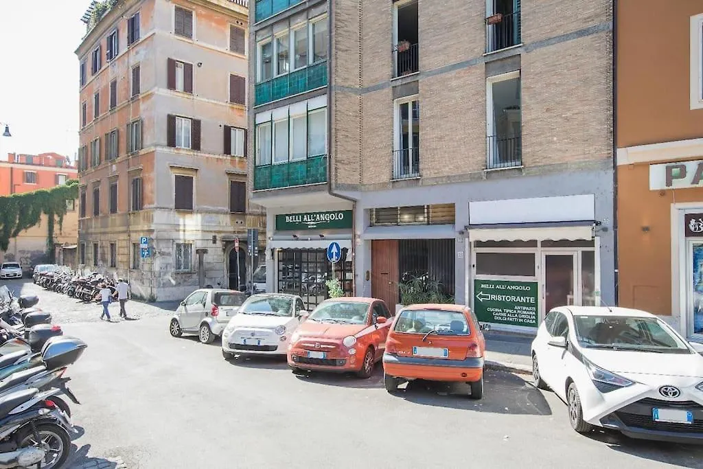 My Trastevere Three Bedroom View Apartment -Top Collection Rome Italy